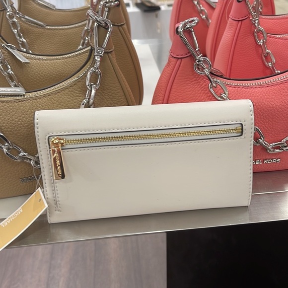 MICHAEL KORS JET SET TRAVEL LADY LARGE TRIFOLD  NON-VEGAN LEATHER WALLET 

NWT - Picture 6 of 16